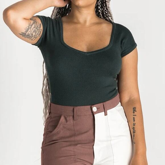 Soluna Collective 100% Pima Cotton Knit Bodysuit in Forest Green - Picture 1 of 10